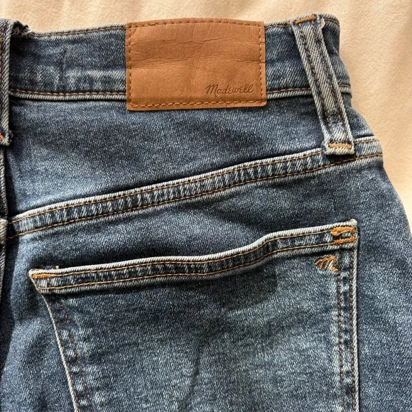 Madewell Perfect Vintage Straight Jean - Picture 4 of 7
